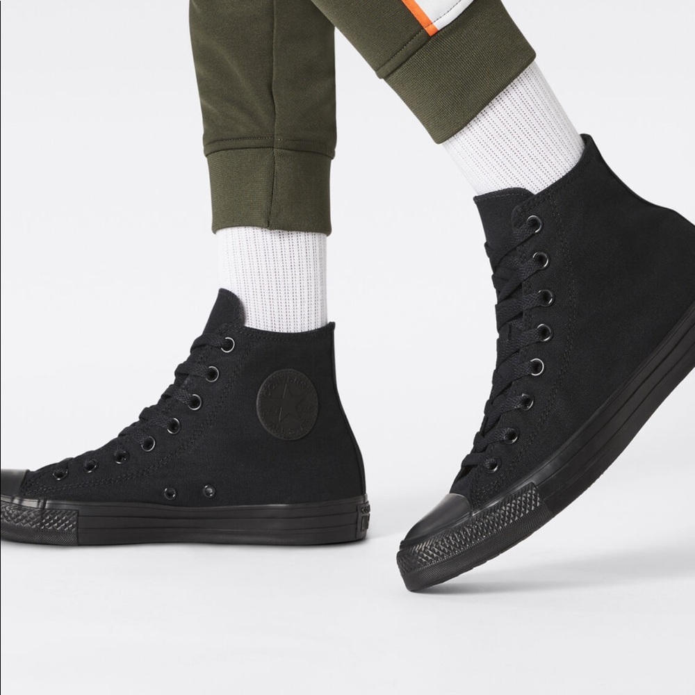 Classic Chuck Taylor Converse Mens